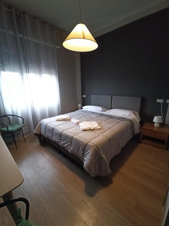 Albergo Italia Di Nardi Renzo & C Snc Poggibonsi Dış mekan fotoğraf
