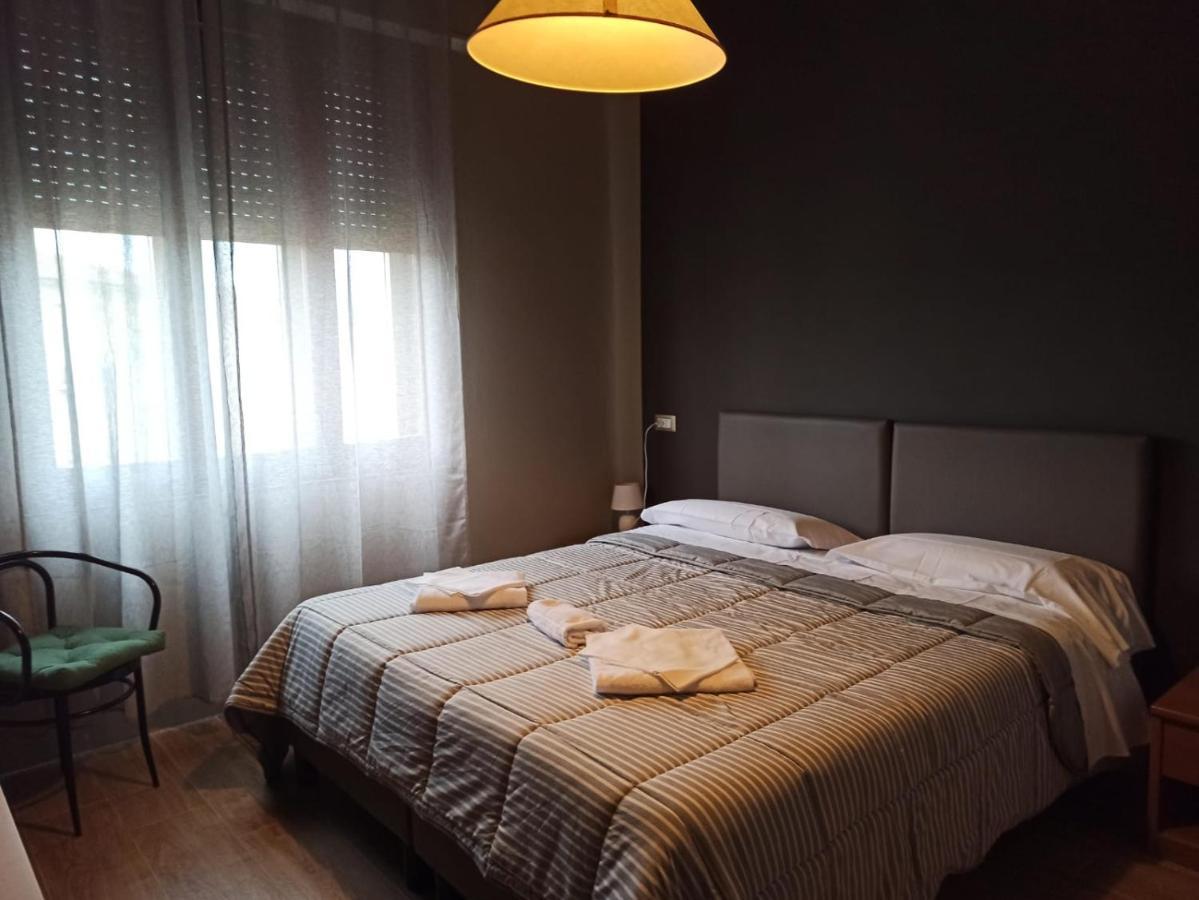 Albergo Italia Di Nardi Renzo & C Snc Poggibonsi Dış mekan fotoğraf